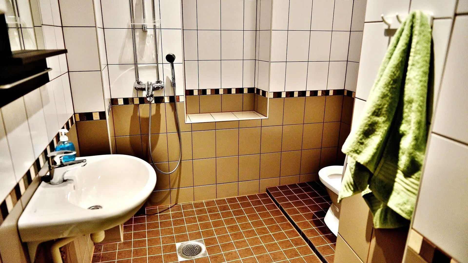 Hostel Erottajanpuisto Helsinki